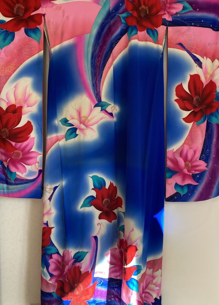 結婚式振袖　和裁師　昔の着物　昔の和柄