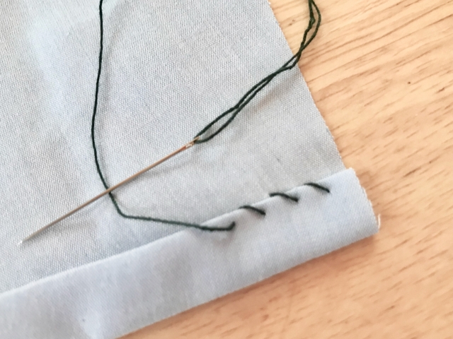 まつり縫い　手芸　針　洋裁