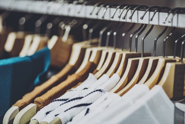 ショップの洋服