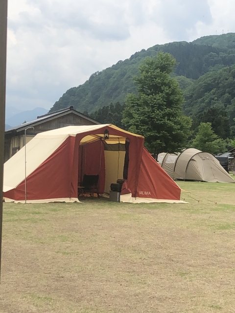 テント　ホームレス