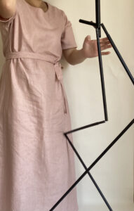 ハンガーラック折り畳み軽量　シンプル　リネンゆったりワンピース