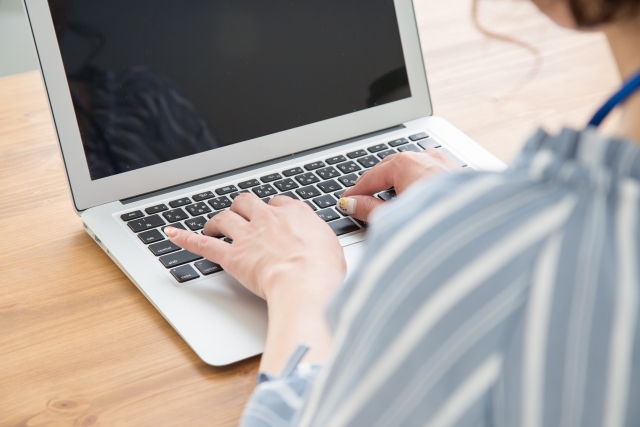 買い物依存の解消法　創作活動の魅力　興味をずらし自分を満たそう　絵　陶芸