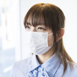 マスクをすると耳が痛くなる”簡単ストッキングで解決”マスクの工夫