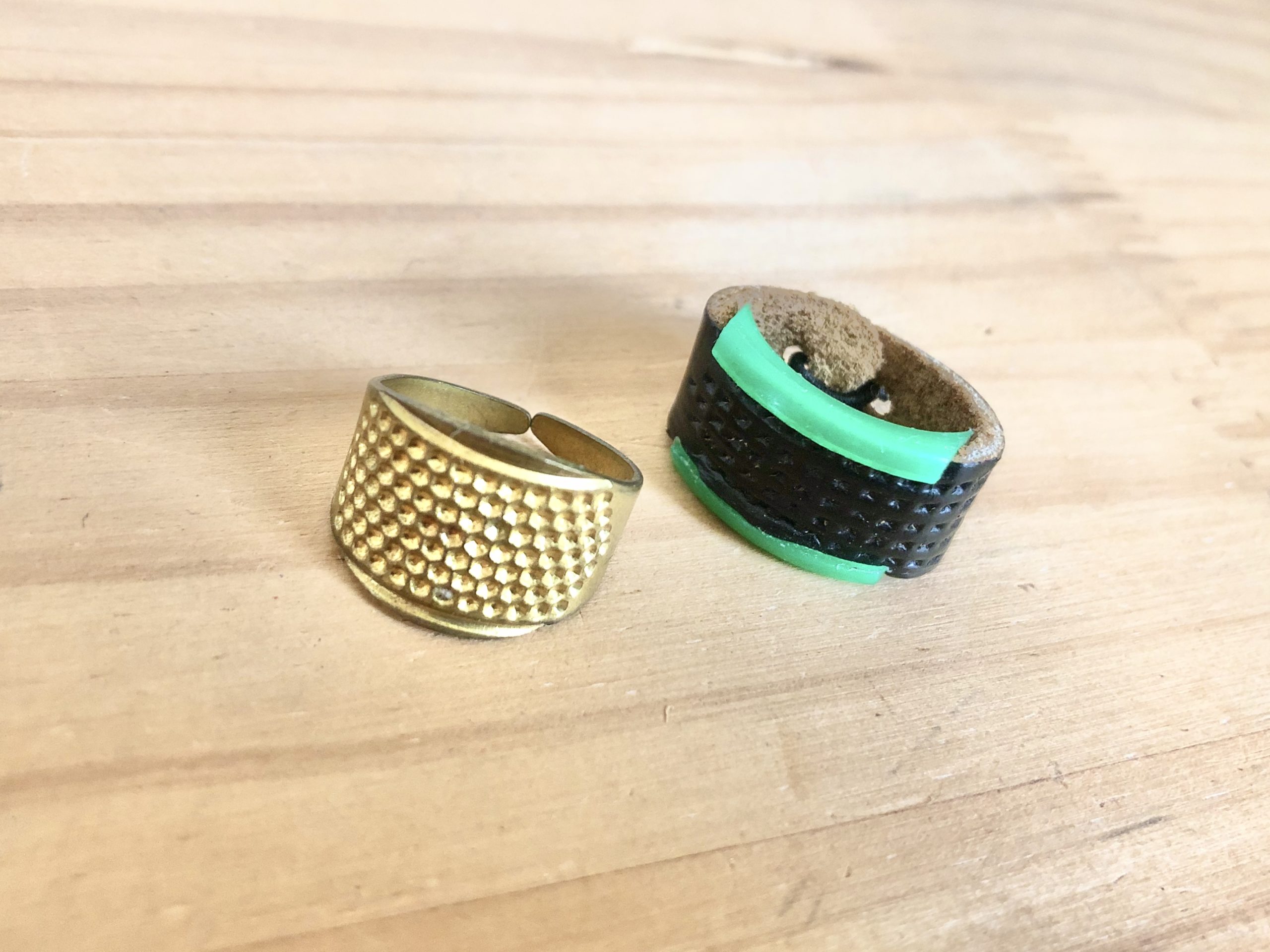 指抜き　洋裁用品