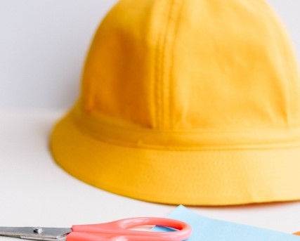 黄色　幼稚園　帽子