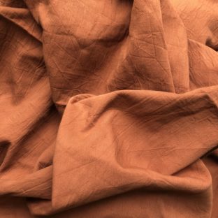 綿/コットンの洋服は何年着られる？着用年数・寿命とメンテ法