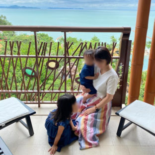 色違いで何着も欲しい麻ブラウス＆揃えたい服”30代ママのリゾートコーデ