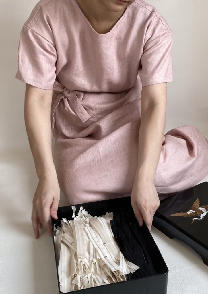 コンシールファスナー　おしゃれ着に　洋裁