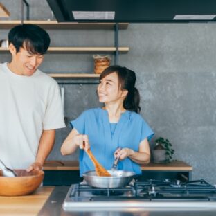 ファッションと料理の＂共通点”基礎と応用・文化と季節・質感トレンドの融合