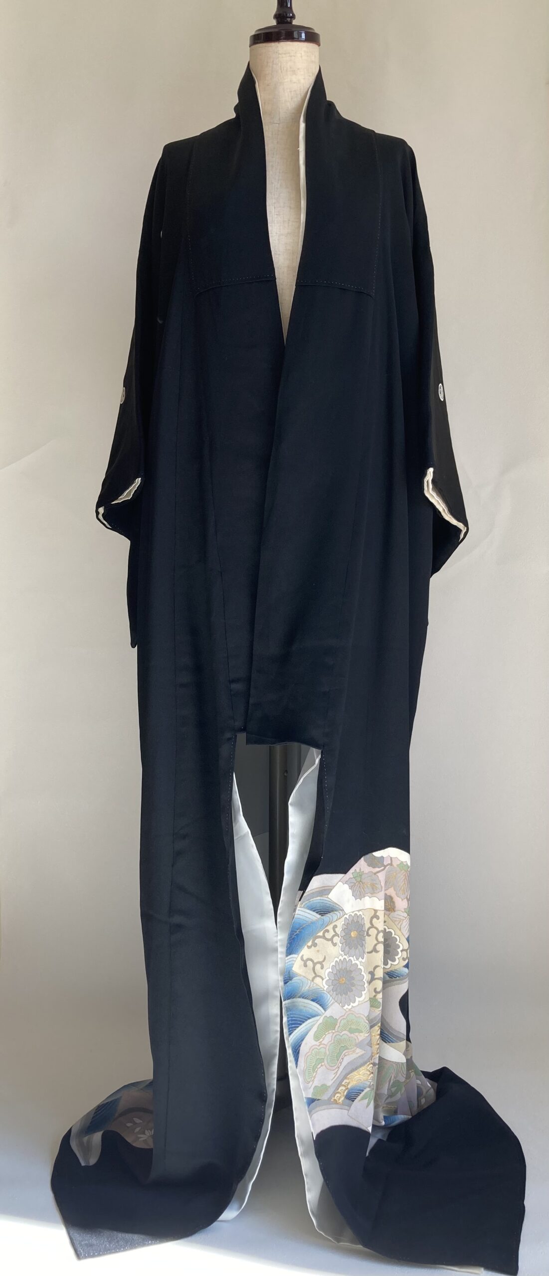 着物リメイク　留袖　着ない着物　黒　手作り