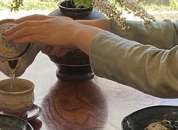 腕の長さ大事 手元は動くので目につく場所 そで丈