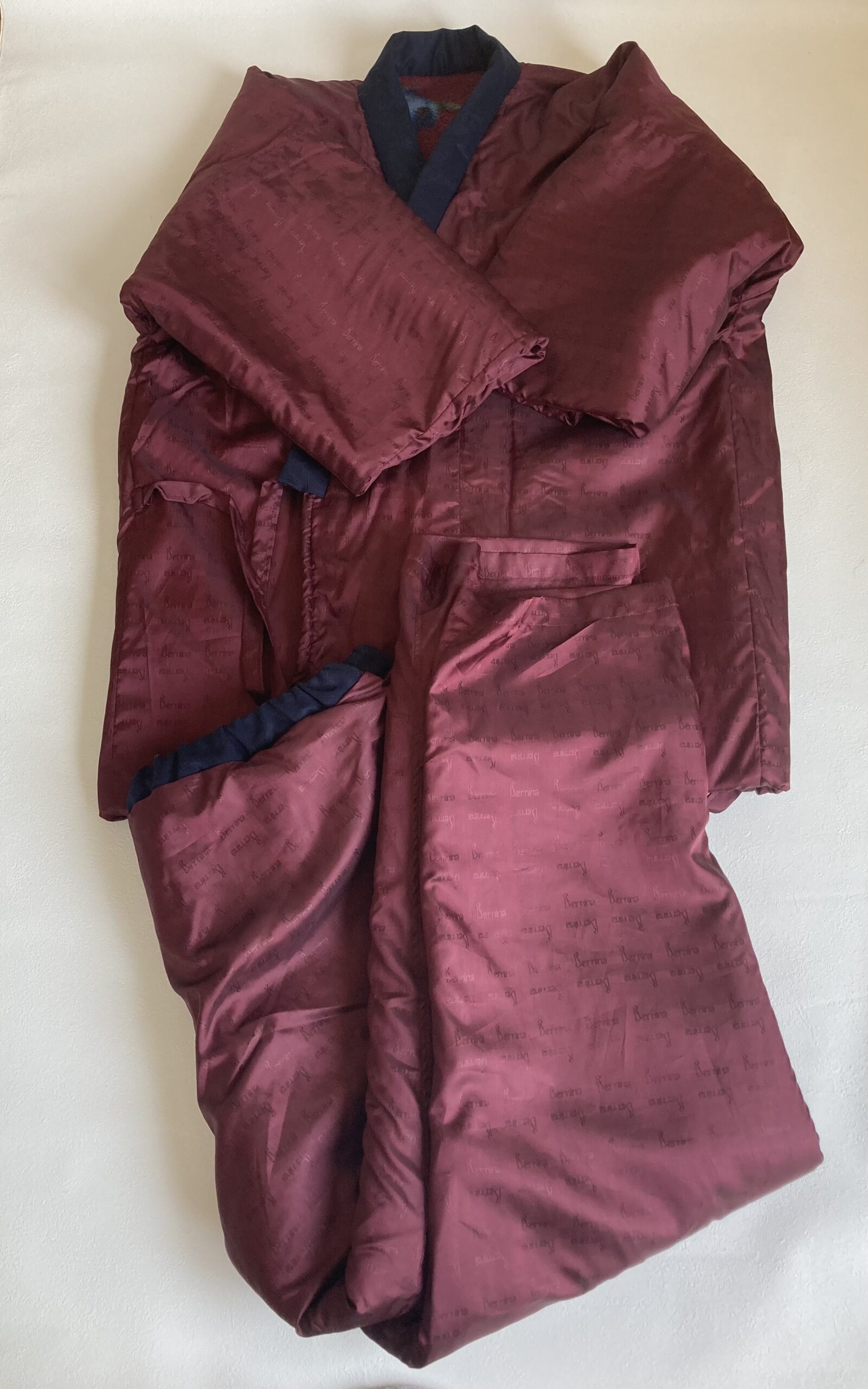 毛布リメイク　暖か作務衣　エンジ　メンズ　冬のモコモコパンツ　再利用