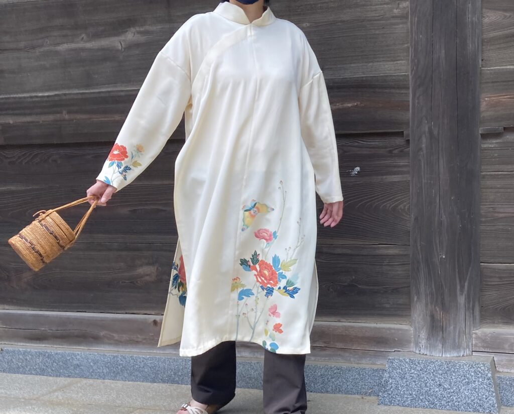 着物リメイクおしゃれ　民族衣装アオザイ　着物リメイク　加賀友禅リメイク　花柄トップス