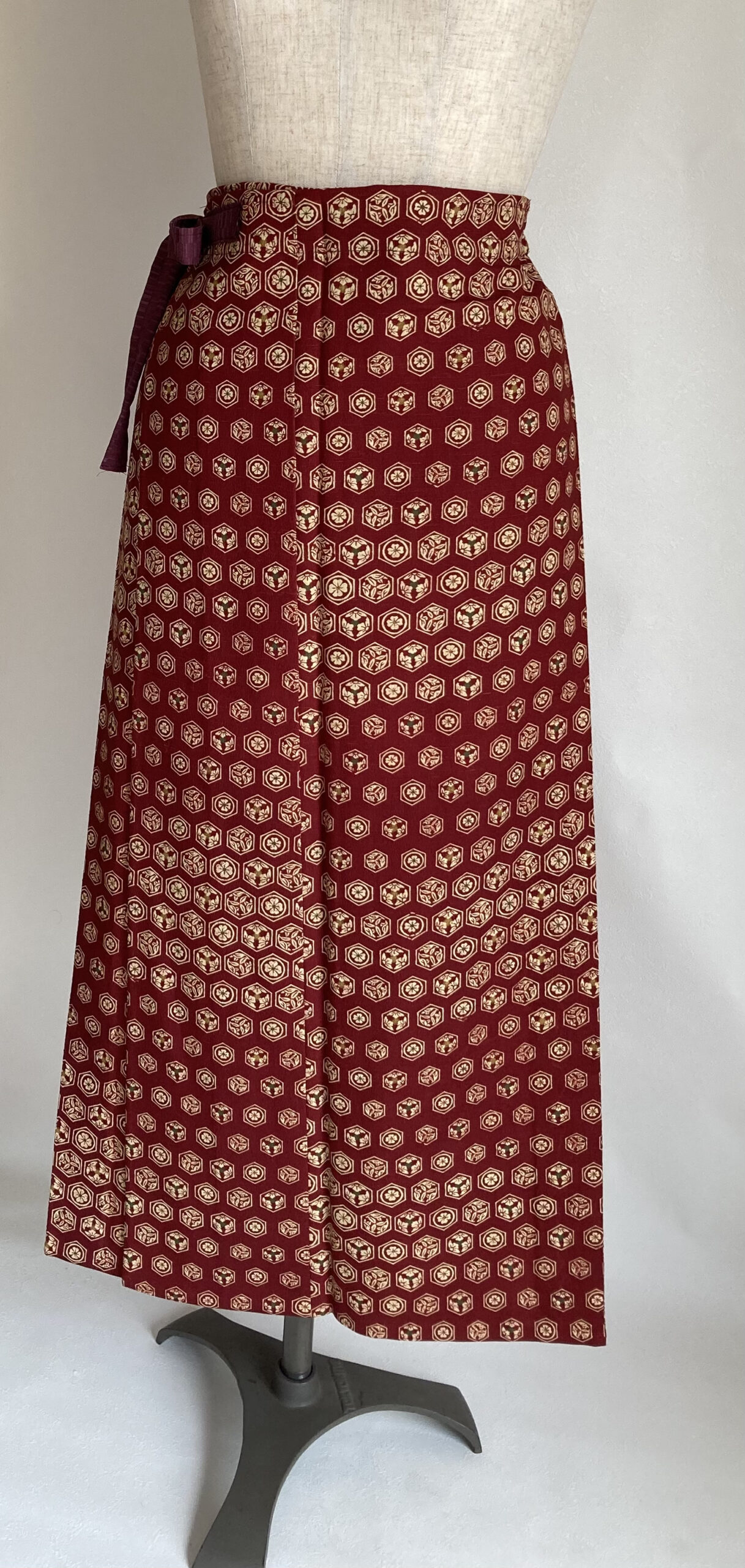 2部式着物へリメイク　巻きスカート　えんじ　着物