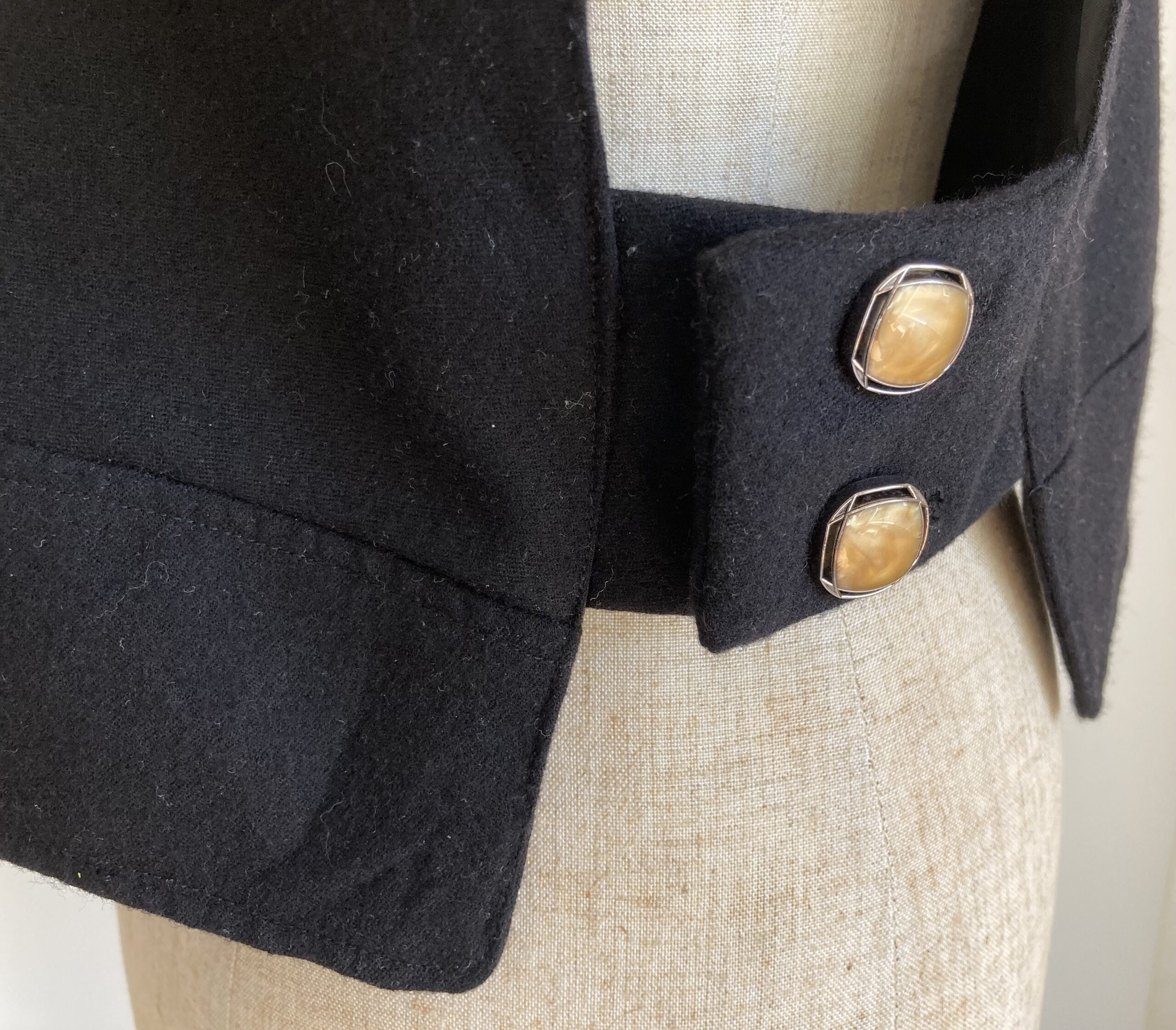 レトロボタン アップサイクル スカートリメイクベスト