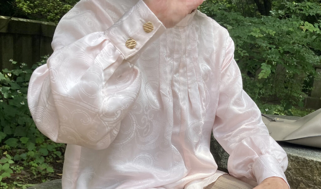 ピンクボタン　ふんわりそでブラウス　着物リメイク　可愛い