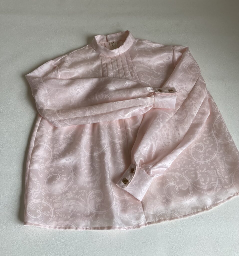 シルクブラウス　着物リメイク　上品