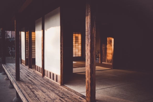 古民家　日本家屋　縁側　茶色の空間　和