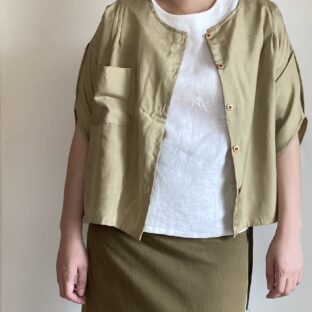 着物リメイク”チューリップ袖風シルクブラウス”再利用生地を使い切る工夫