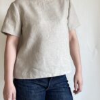 ベージュリネン　半袖ブラウス　Tシャツ　透けにくい
