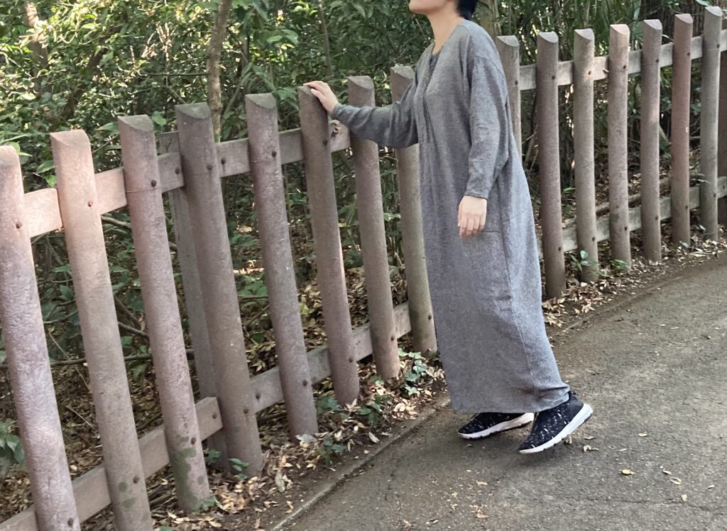 着物リメイクワンピース　シルクワンピース　長袖ワンピ