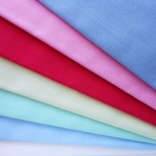 夏サマータイプに似合う麻/リネンブラウスのおすすめ色カラー