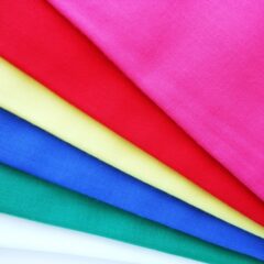 冬ウィンタータイプに似合う麻/リネンブラウスのおすすめ色カラー