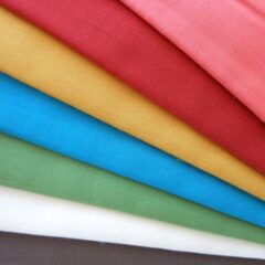 秋オータムタイプに似合う麻/リネンブラウスのおすすめ色カラー