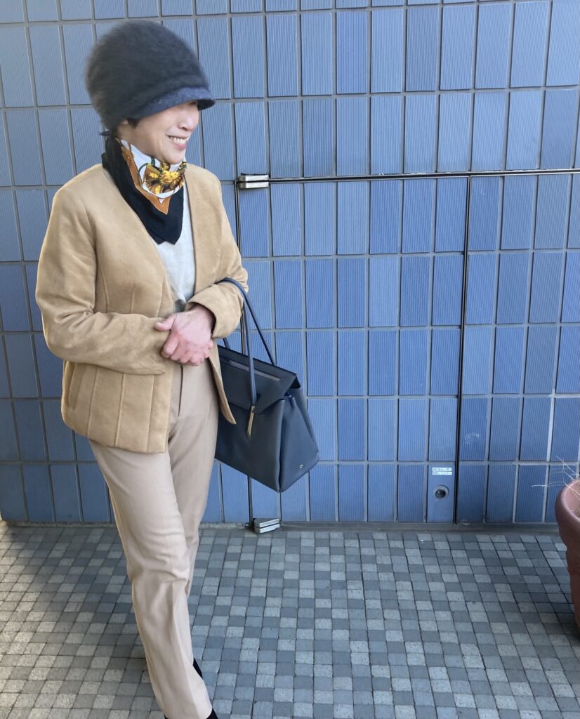 エルメススカーフコーデ