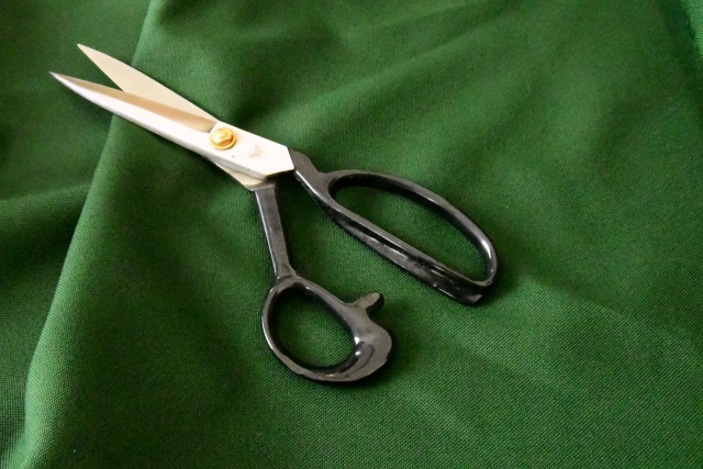 洋裁ハサミ　裁ちばさみ