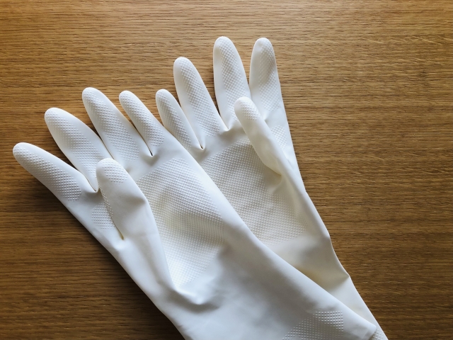 麻 リネン 洋服 漂白方法 白ブラウス 美しく着よう ゴム手袋