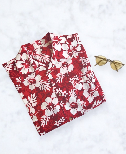 アロハシャツ　赤　ハイビスカス　歴史