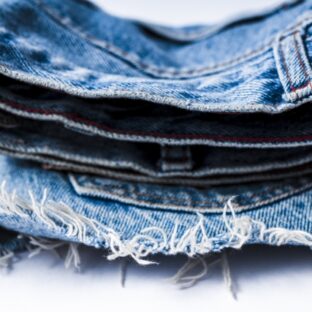 洋服のホツレとおすすめの修理方法