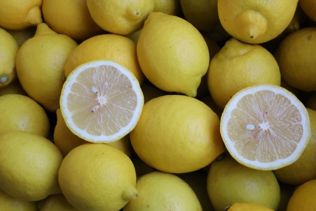 麻黄ばみ リネン黄ばみ レモン汁