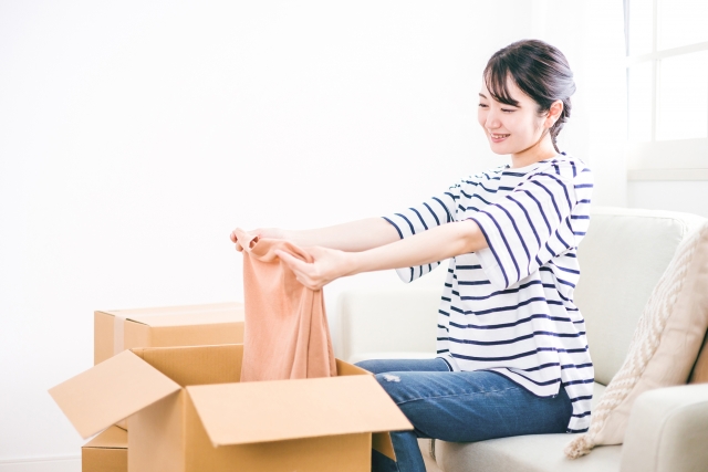 洋服を減らす 白のトップスの魅力とは クローゼットスッキリ