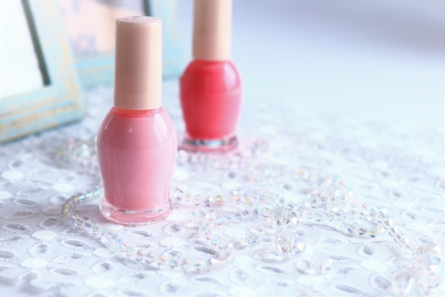 豆知識　ボタンが取れにくくなる　マネキュアの活用法裏技