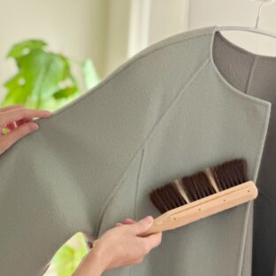 洋服ブラシの種類一覧と効果的な手入れ方法と使い方＆選び方