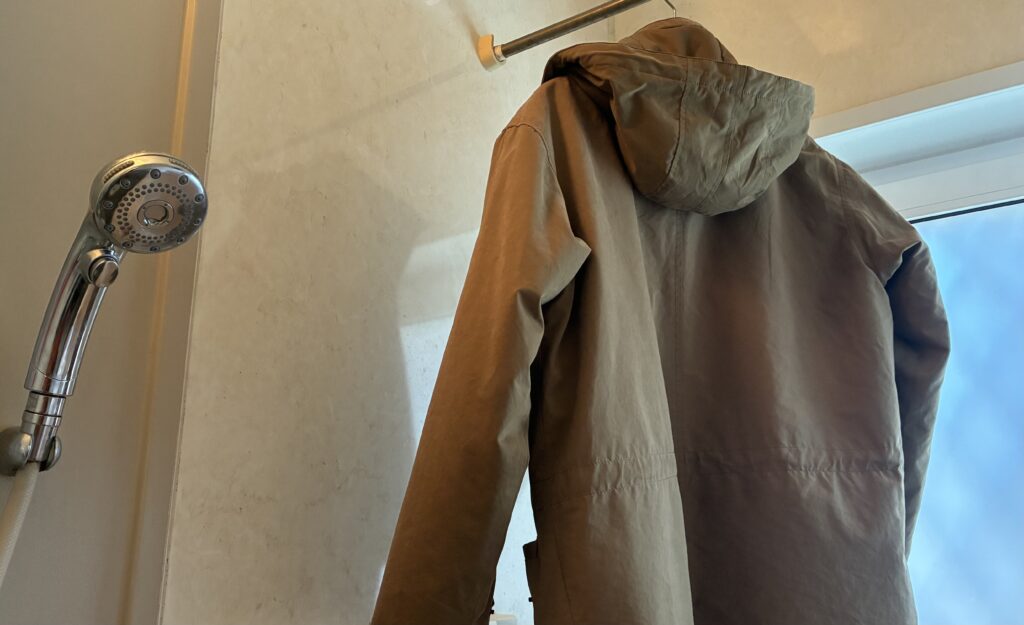 洋服コートについた焼き肉の匂いをお風呂で取る方法対策
